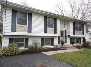 360 S 4th St, Lewiston, NY 14092