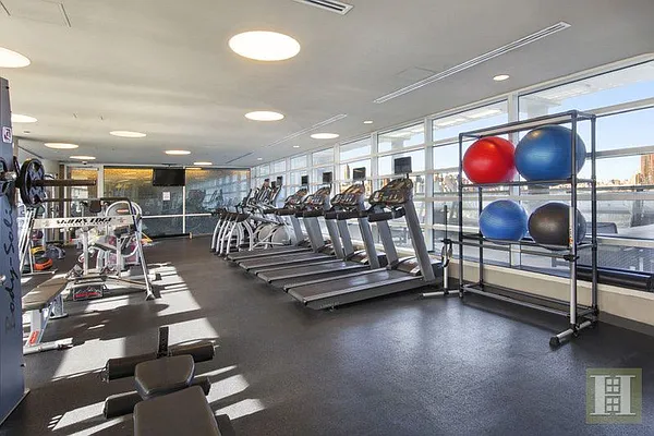 Rented by Halstead Real Estate | media 40