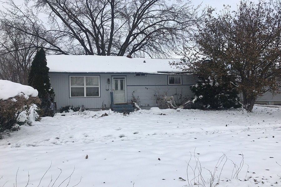 1st image of 1208 Colonial Dr