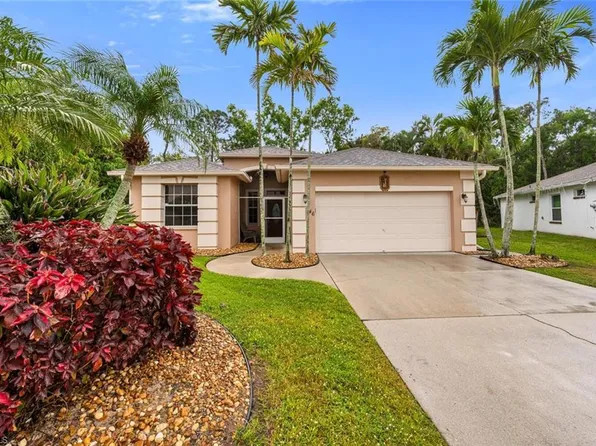 246 Stanhope CIR, NAPLES, FL 34104