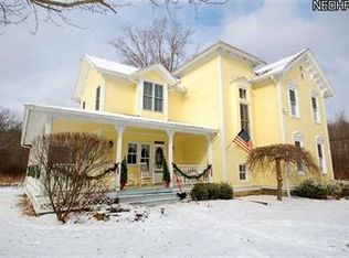 1456 Everett Hull Rd, Cortland, OH 44410