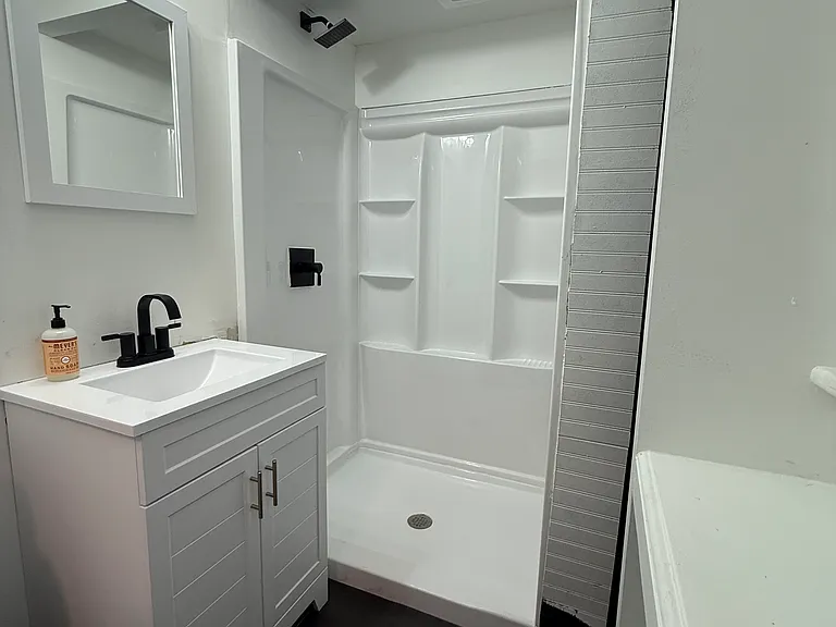 712 Emmett St — Photo 17
