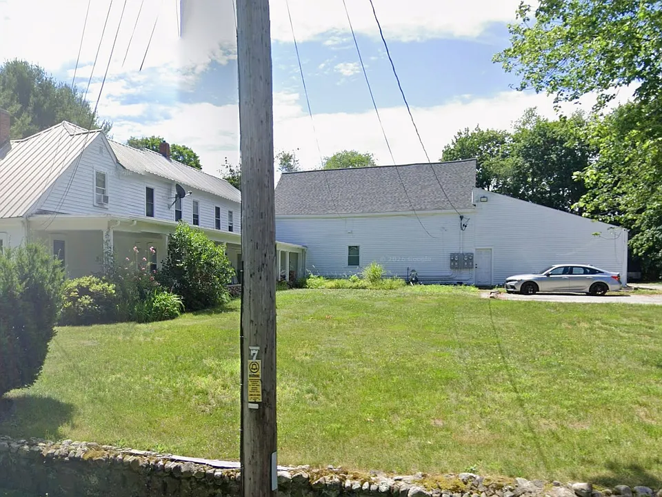 81 Oak St #3