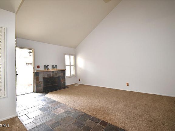 3rd image of 855 N Via Colinas