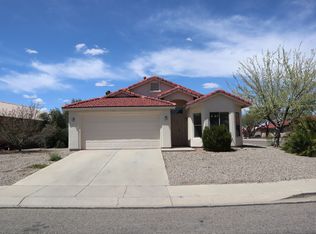 906 San Simeon Dr, Sierra Vista, AZ 85635