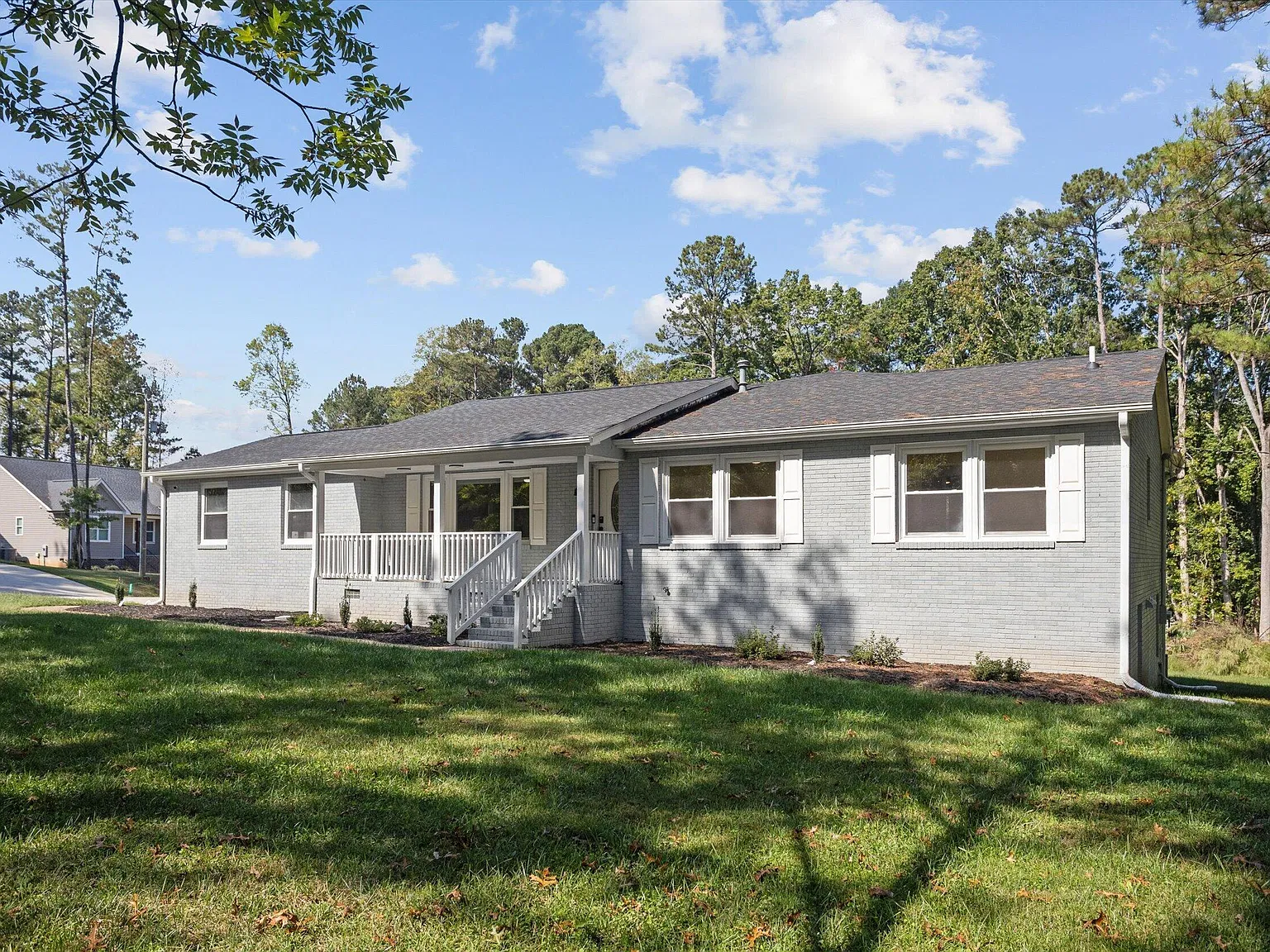 4 bed, 3.5 bath, 2891 sqft, $2,900 — Photo 2