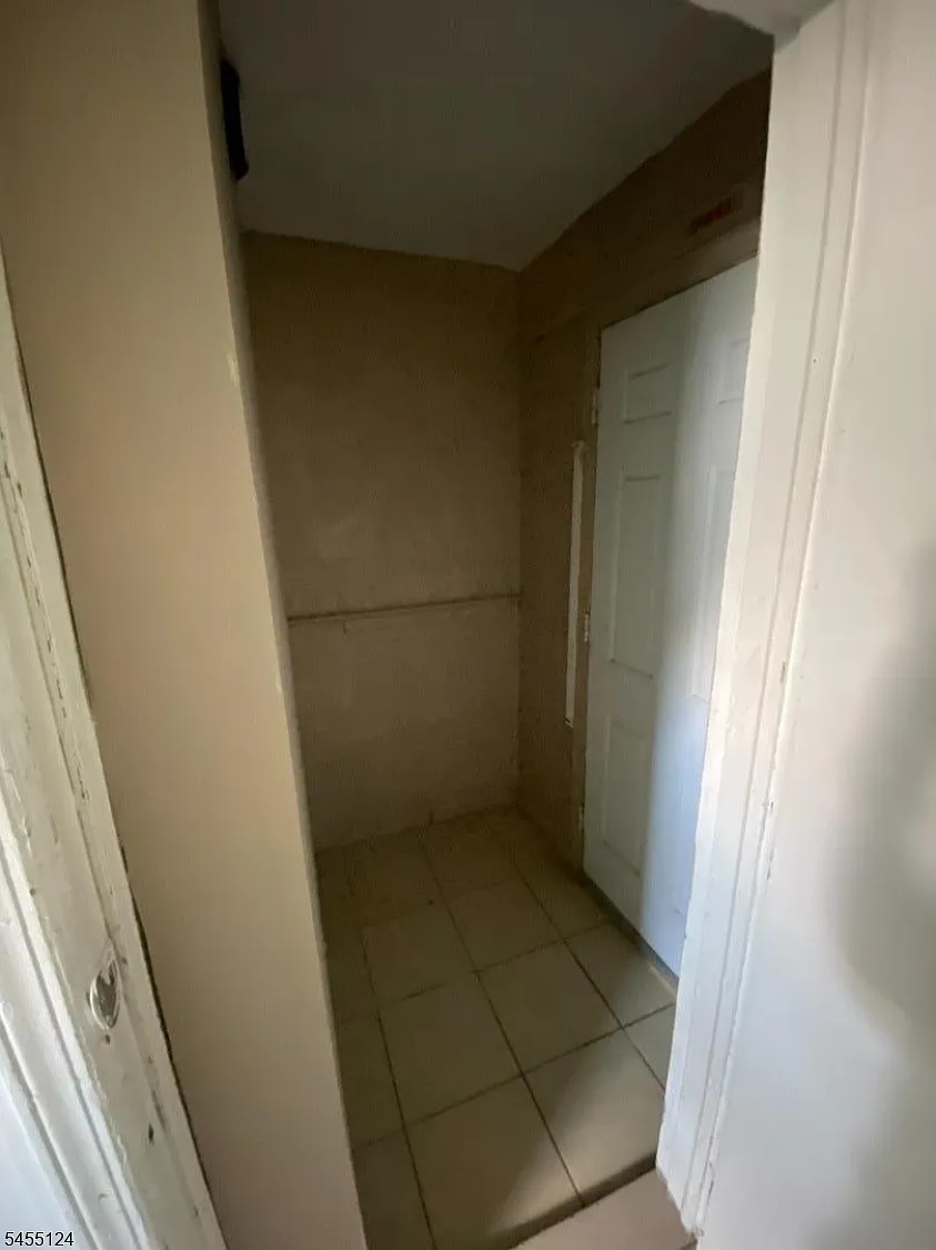 3 bed, 2.0 bath, $1,975 — Photo 2