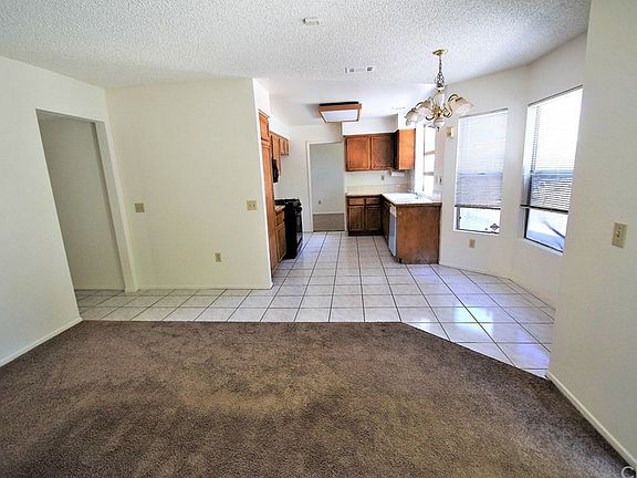 5th image of 23868 Lone Pine Dr