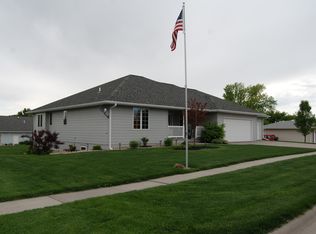 2119 Fairview Dr, Norfolk, NE 68701