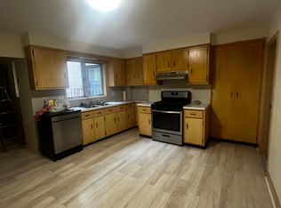 12 Moon St APT 3, Boston, MA 02113