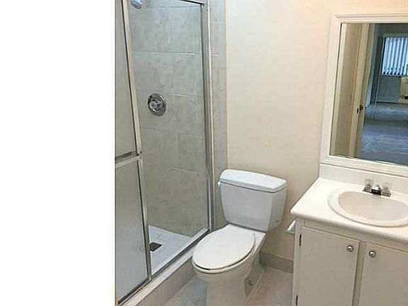 5th image of 9672 S Belfort Cir