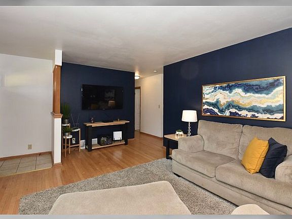 2nd image of 8413 W Brentwood Ave