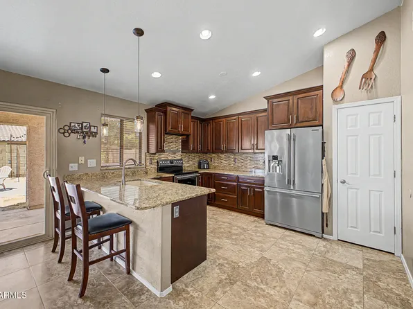 13256 W DESERT ROCK Drive, Surprise, AZ 85374