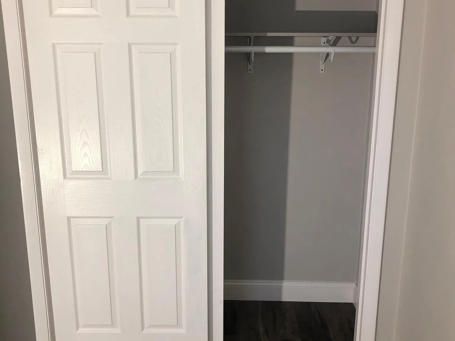 106 Floss Mar Ct — Photo 3