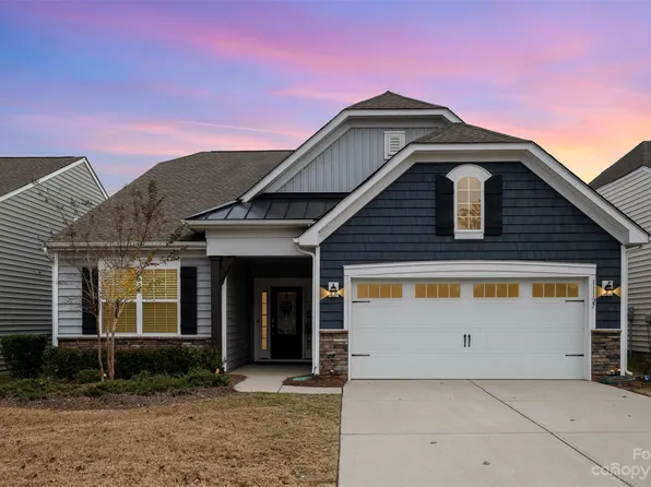 11127 Wrigley Mansion Dr, Charlotte, NC 28273
