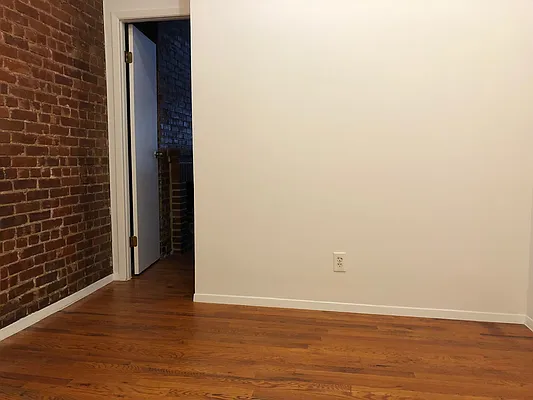 Rented by Michael Palmieri, LREB | media 20