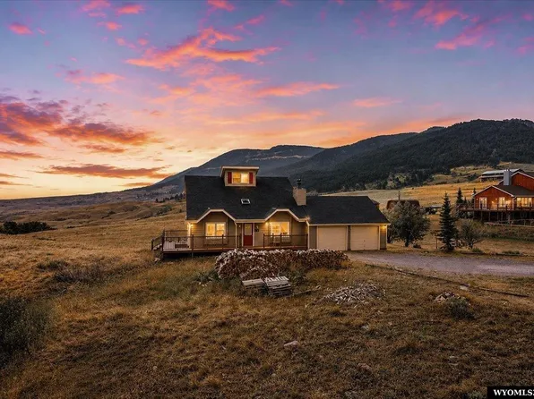 6527 Ridgecrest Dr, Casper, WY 82601