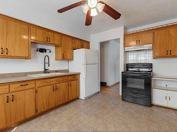 5th image of 549 W Armour Ave #551