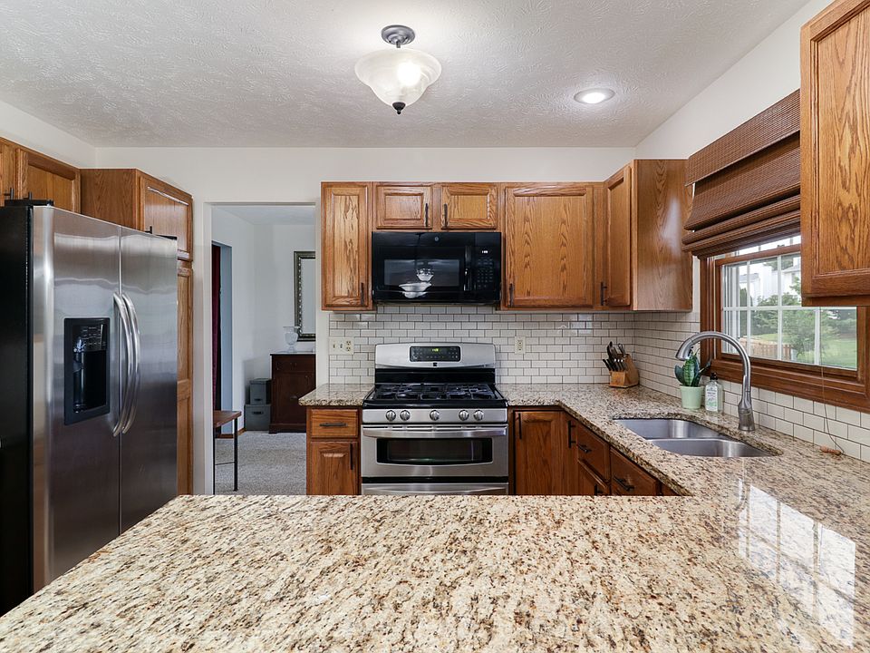 1409 Dublin Dr, Normal, IL 61761 Zillow