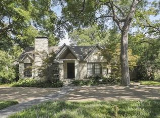 1204 N Edgefield Ave, Dallas, TX 75208