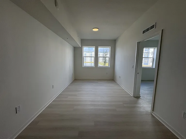 5587 Millenia Park Blvd — Photo 6