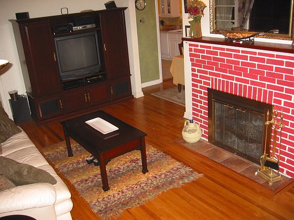 Living/Fireplace