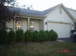 2816 Bluewater Cir, Naperville, IL