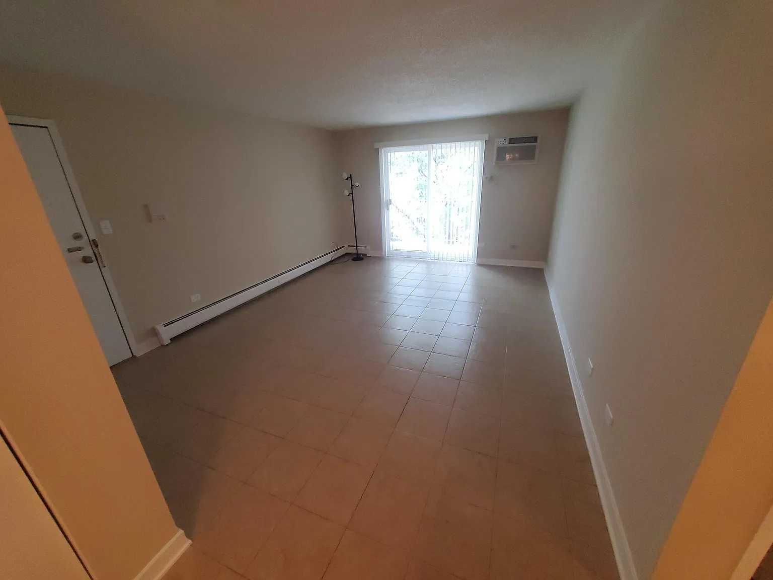 1 bed, 750 sqft, $1,500 — Photo 4