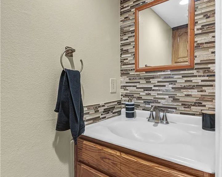 16825 Passage Ave — Photo 10