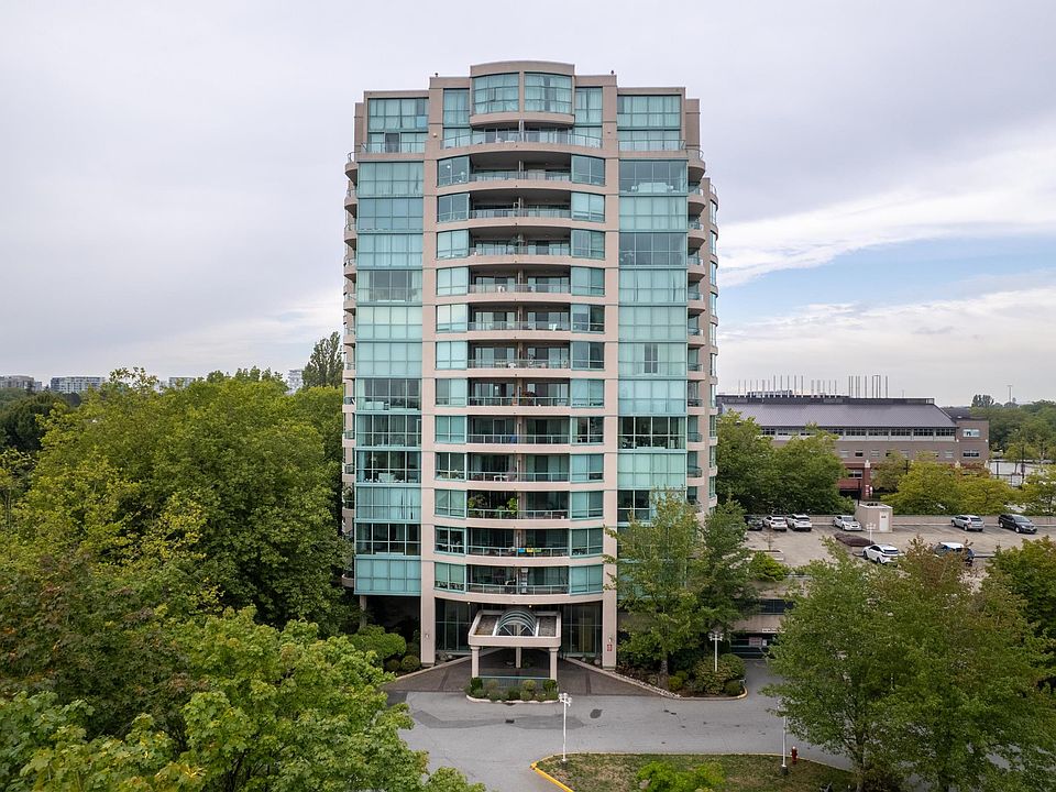 1st image of 8811 Lansdowne Rd #505