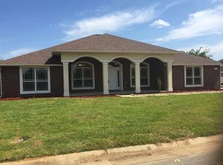 2601 Carrington Lakes Blvd, Cantonment, FL 32533