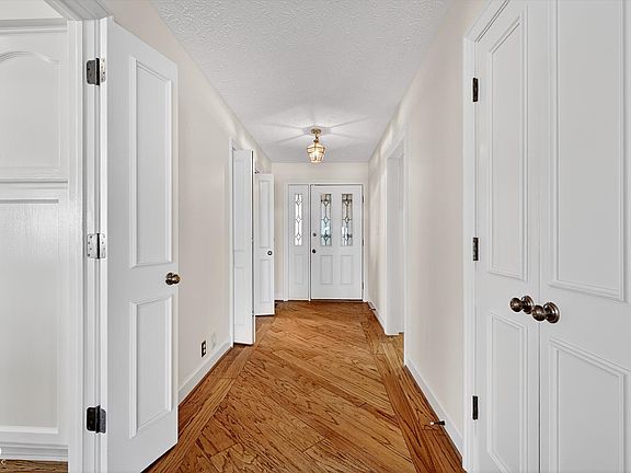 5th image of 8002 Dean Rd