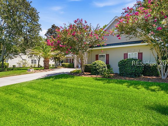 3rd image of 142 Oak Forest Road