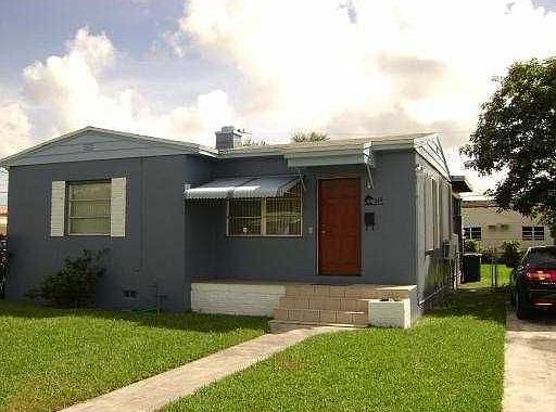 1st image of 730 NW 133rd St