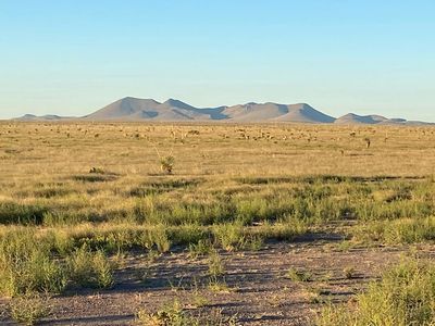 1813 Antelope Hills Rd, Marfa, TX, 79843