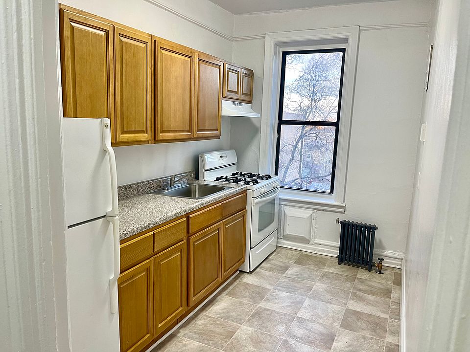1st image of 89-19 32nd Ave APT D2