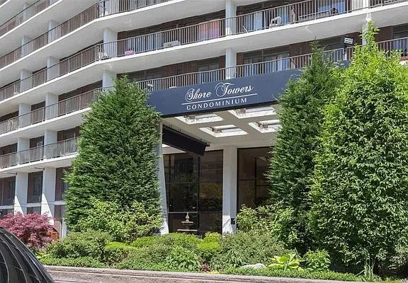 2nd image of 20-40 Shore Blvd #14