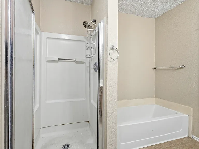 6720 Elk Trl — Photo 13