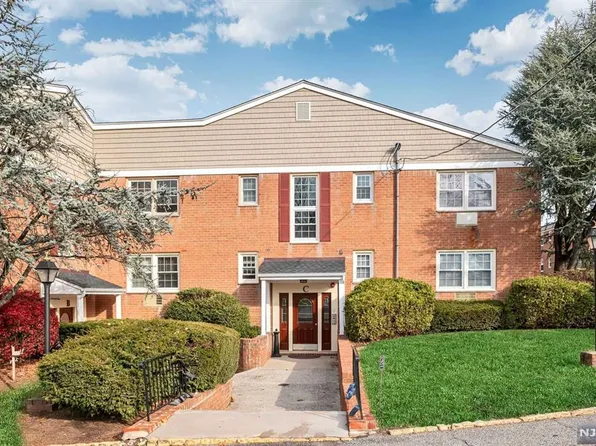 605 Grove St APT C006, Clifton, NJ 07013
