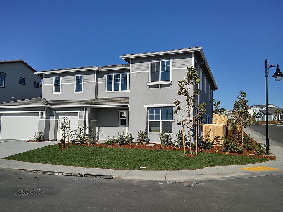1st image of 900 Hawks Feather Ln