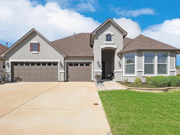 8700 Maryland Ct, Denton, TX 76207