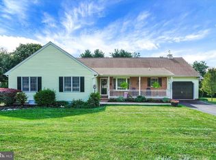 3 Keesey Rd, New Freedom, PA 17349