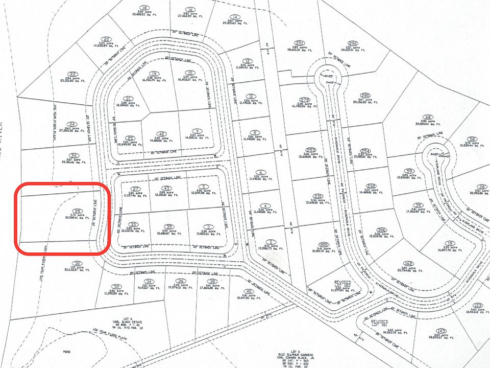 2nd image of 28 Waterside Cir