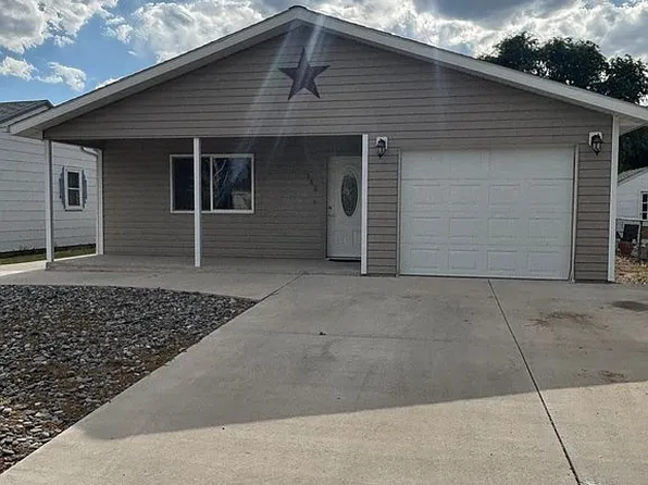 580 S Clark St, Powell, WY 82435