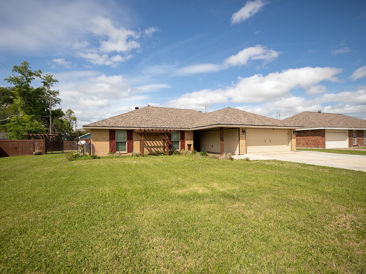 33 Eucalyptus St, Sulphur, LA 70663 | Zillow