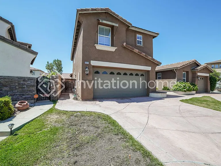32317 Shallot Ct — Photo 1