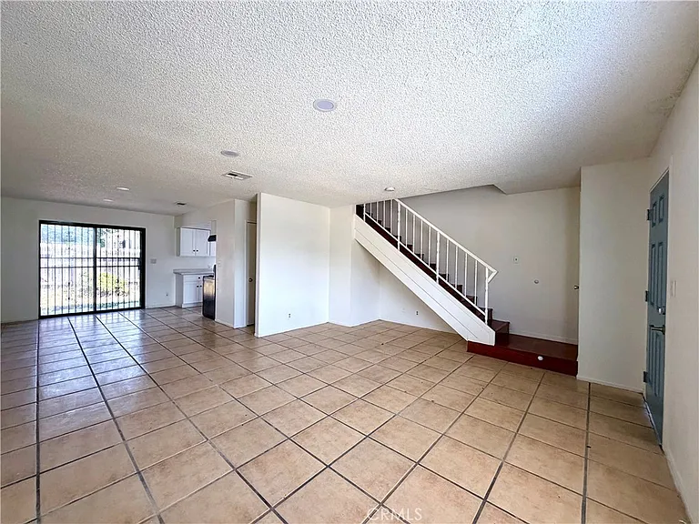 122 N Mayflower Ave #A — Photo 1
