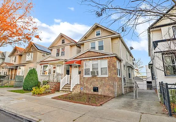 3rd image of 122-08 Hillside Ave