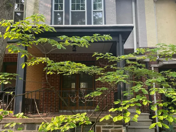 909 McKewin Ave, Baltimore, MD 21218