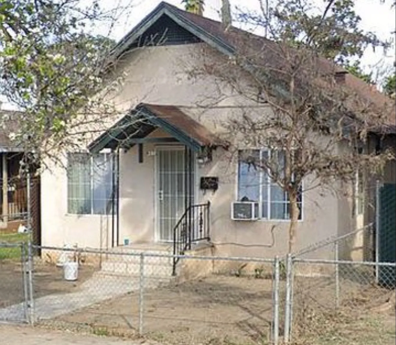 280 N Diamond St — Photo 1